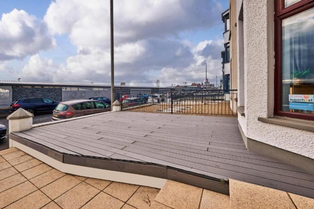 4 Golf Terrace - Portrush By The Sea Apartment Exterior photo